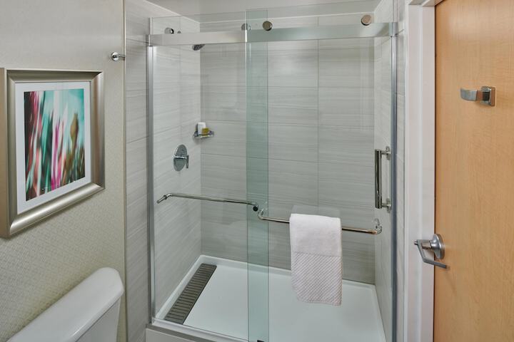 DoubleTree by Hilton Irvine - Spectrum