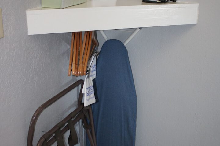 Room 30 of 60