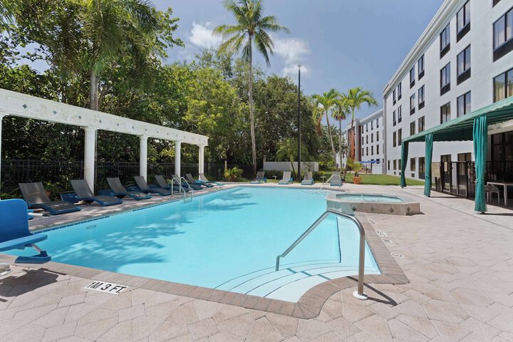 Pool 3 of 43