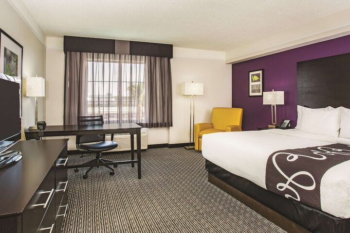 Room 15 of 41
