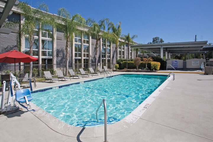 Pool 9 of 59
