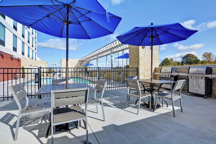 Terrace/Patio 43 of 45