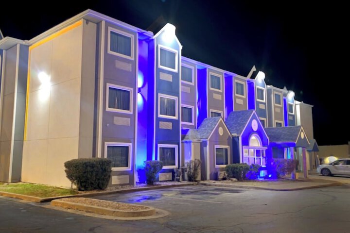 Hotel 2 of 28