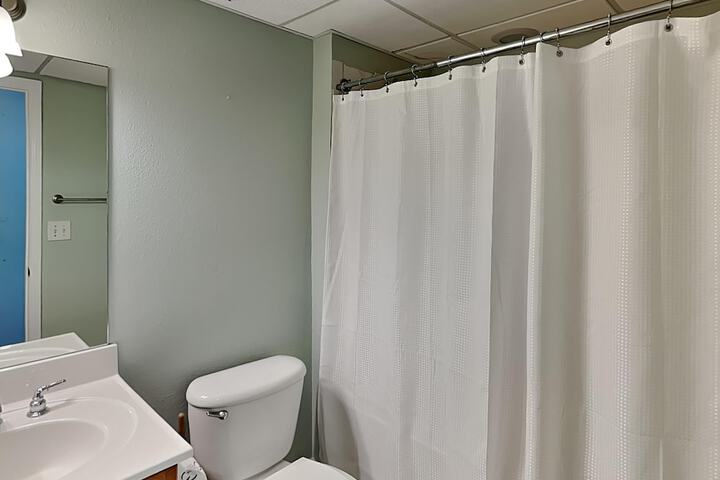 Room 85 of 394
