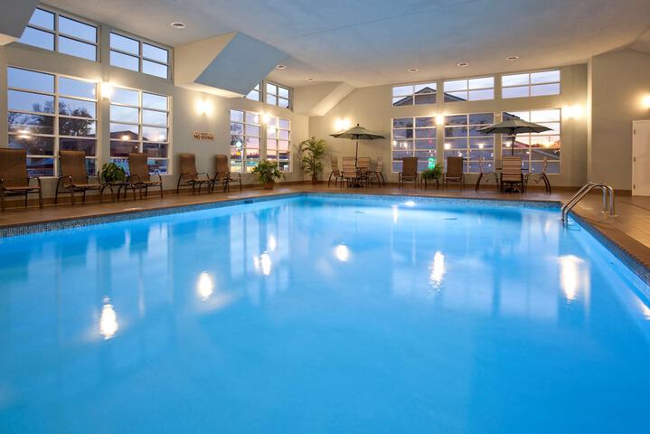 Pool 4 of 41