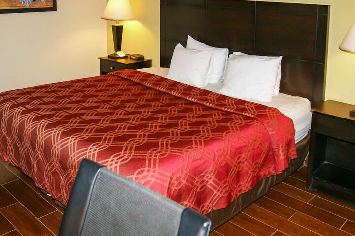 Room 40 of 96