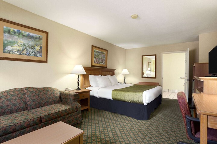 Room 7 of 21