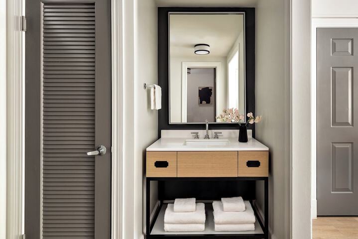 Kimpton Brice Hotel by IHG