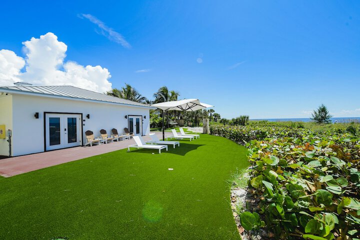 Casey Key Resorts - Beachfront