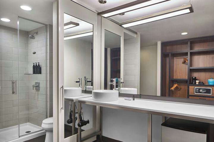 Aloft by Marriott Raleigh