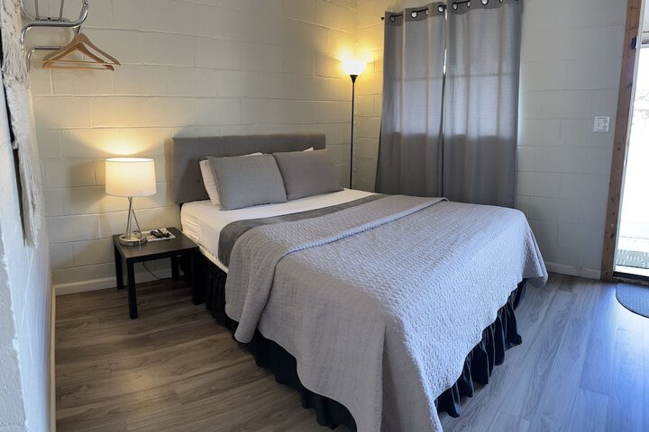 Selkirk Motel