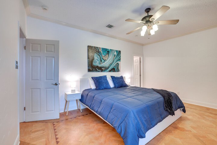 Modern Carrollton Home - Private Pool & Grill