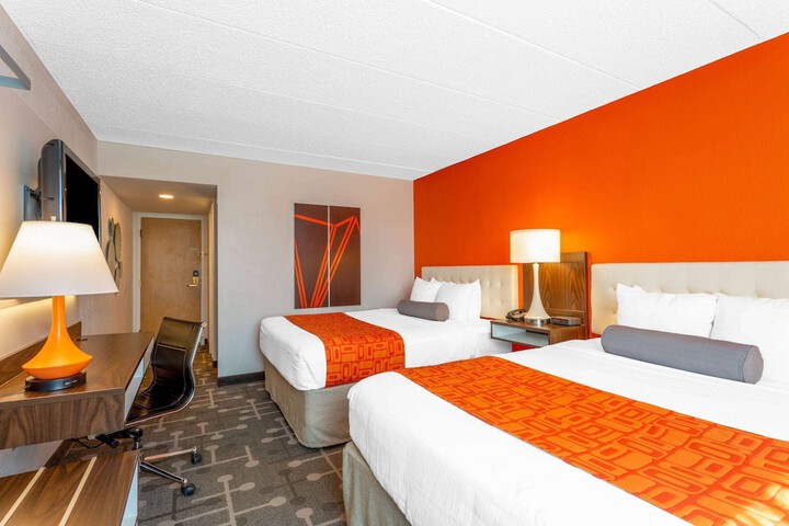Room 15 of 21