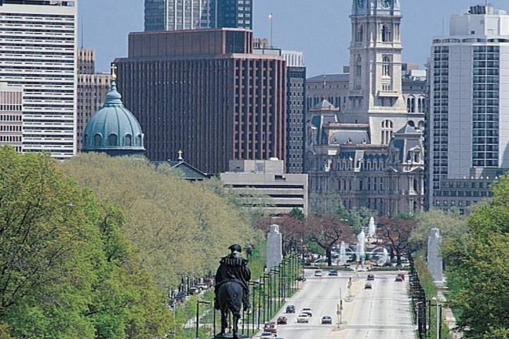 Loews Philadelphia Hotel
