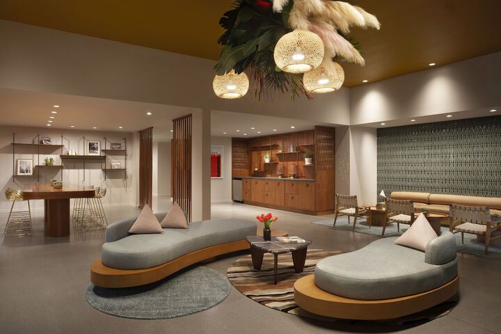 Flamingo Resort & Spa Santa Rosa Sonoma Tapestry by Hilton