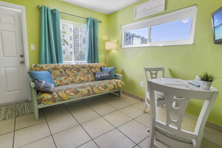 Room 7 of 21
