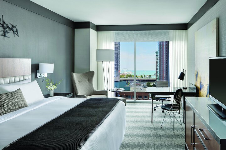 Loews Chicago Hotel