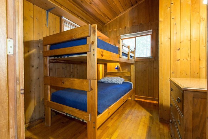 Room 72 of 112