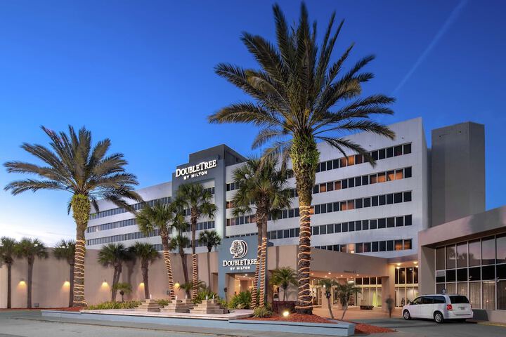Hotel 3 of 72