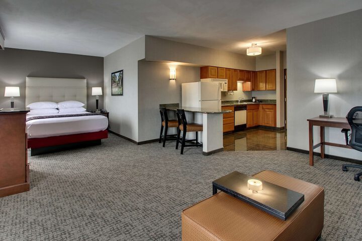 Room 44 of 83