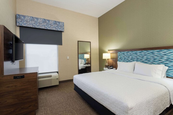Hampton Inn Buffalo South / I-90