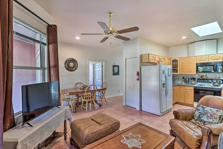 Eloy Desert Oasis w / Courtyard & Pool Access!