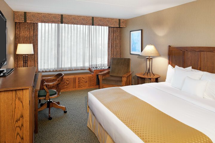 DoubleTree by Hilton Libertyville - Mundelein