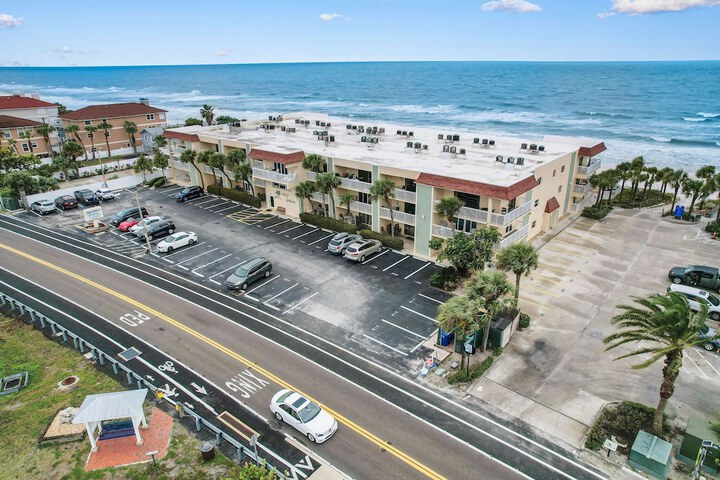 Fifty Gulfside Condominiums
