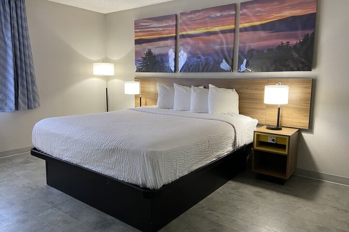 Room 12 of 46