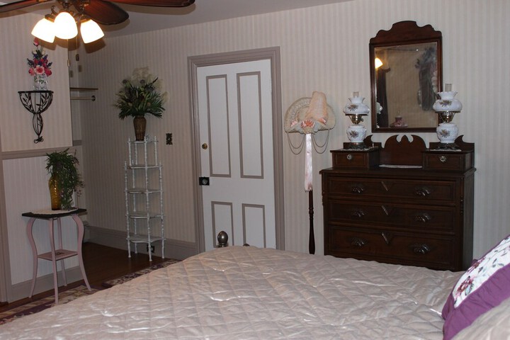 Carriage Stop Bed & Breakfast