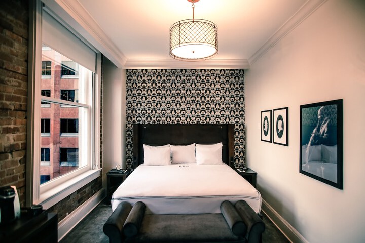 Room 22 of 39