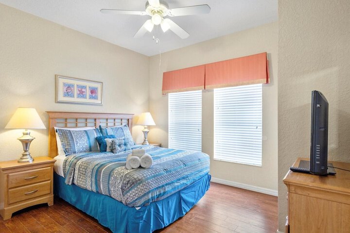 Room 15 of 48