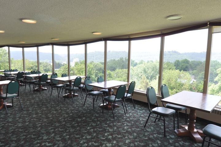 Hillside Inn