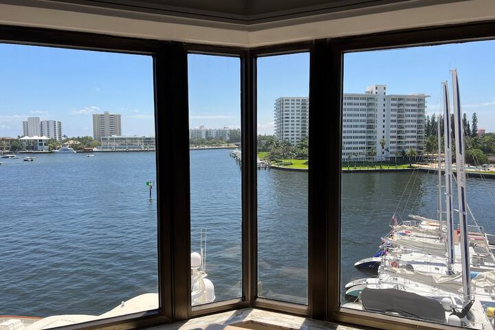 Tower at the Boca Raton