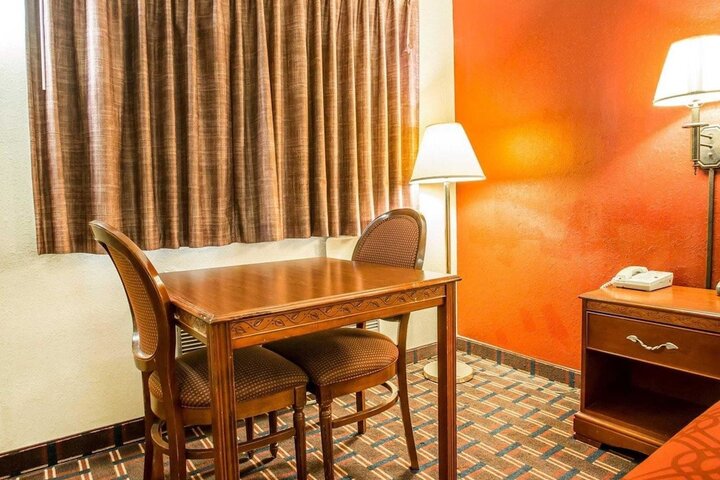 Room 19 of 29