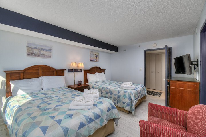 Room 21 of 28