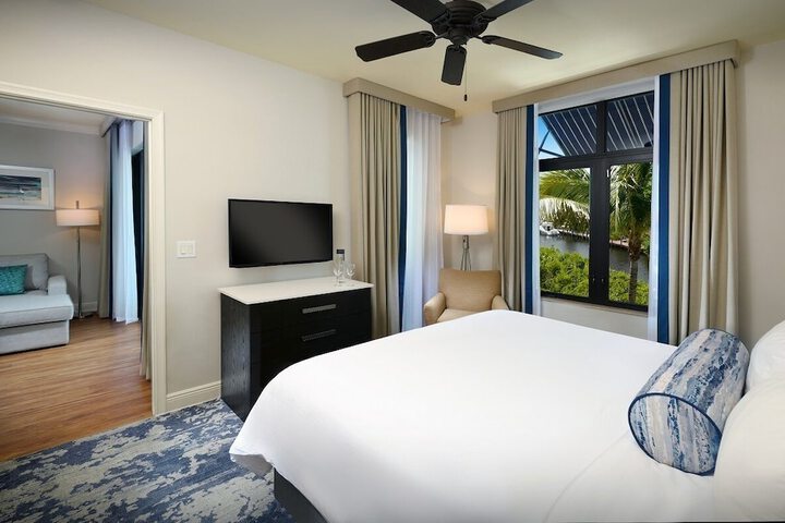 Naples Bay Resort & Marina