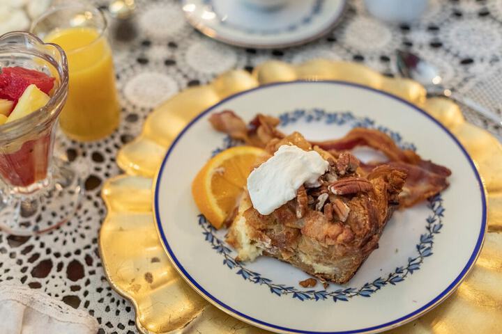 Breakfast/Coffee Service 147 of 160