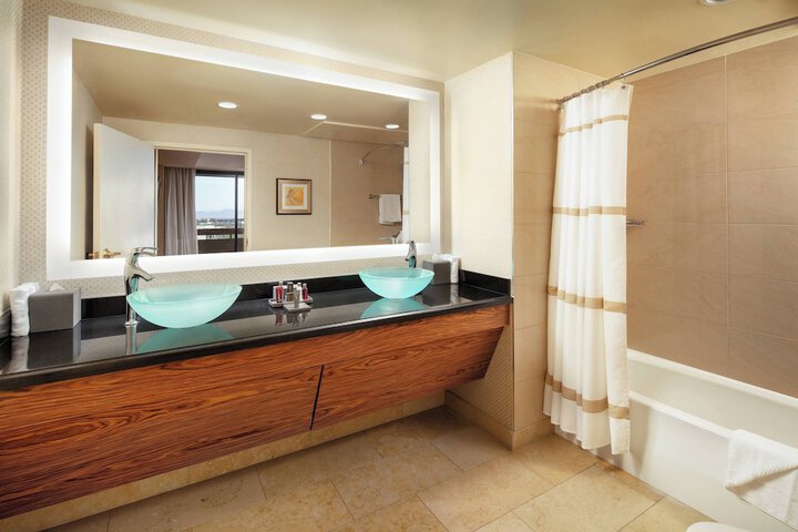 Room 30 of 50