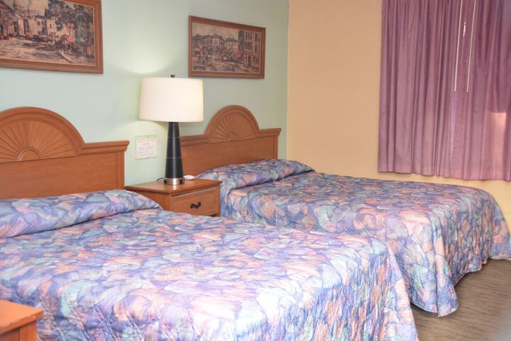 Carriage Inn Motel