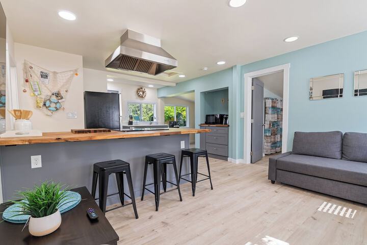 1 / 2 Mi to Ocean: Copalis Beach Hideaway!