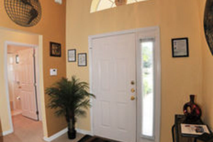 Rent a Villa Eagle Management Davenport