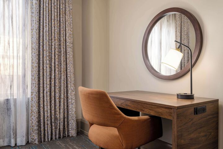 Room 40 of 74
