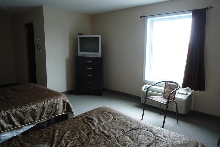 Room 21 of 28