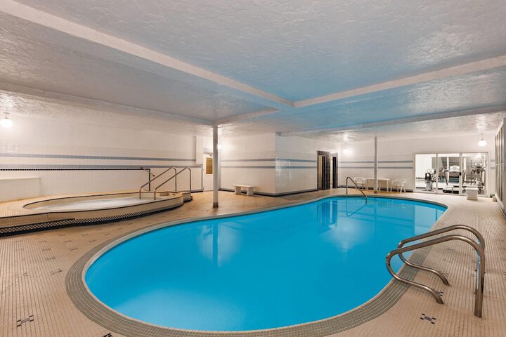 Royal Scot Hotel & Suites Trademark Collection by Wyndham
