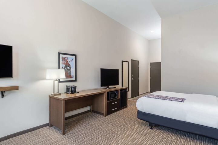 Room 26 of 50