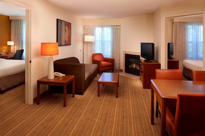 Room 15 of 24