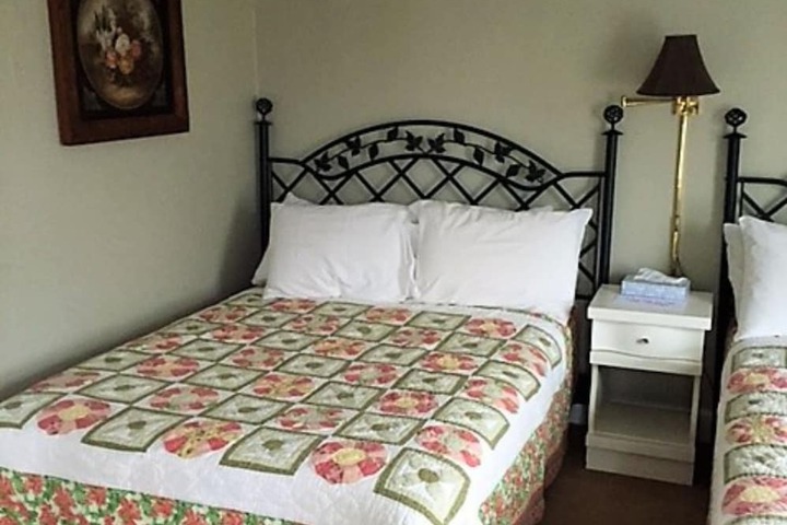 Room 5 of 23