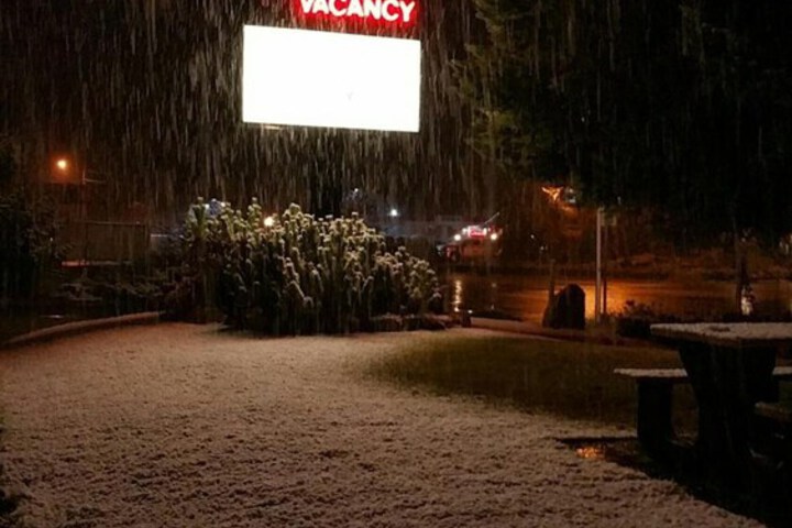 Yellowhead Motel