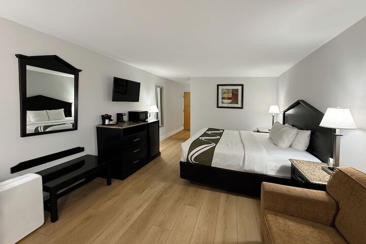 Room 19 of 27